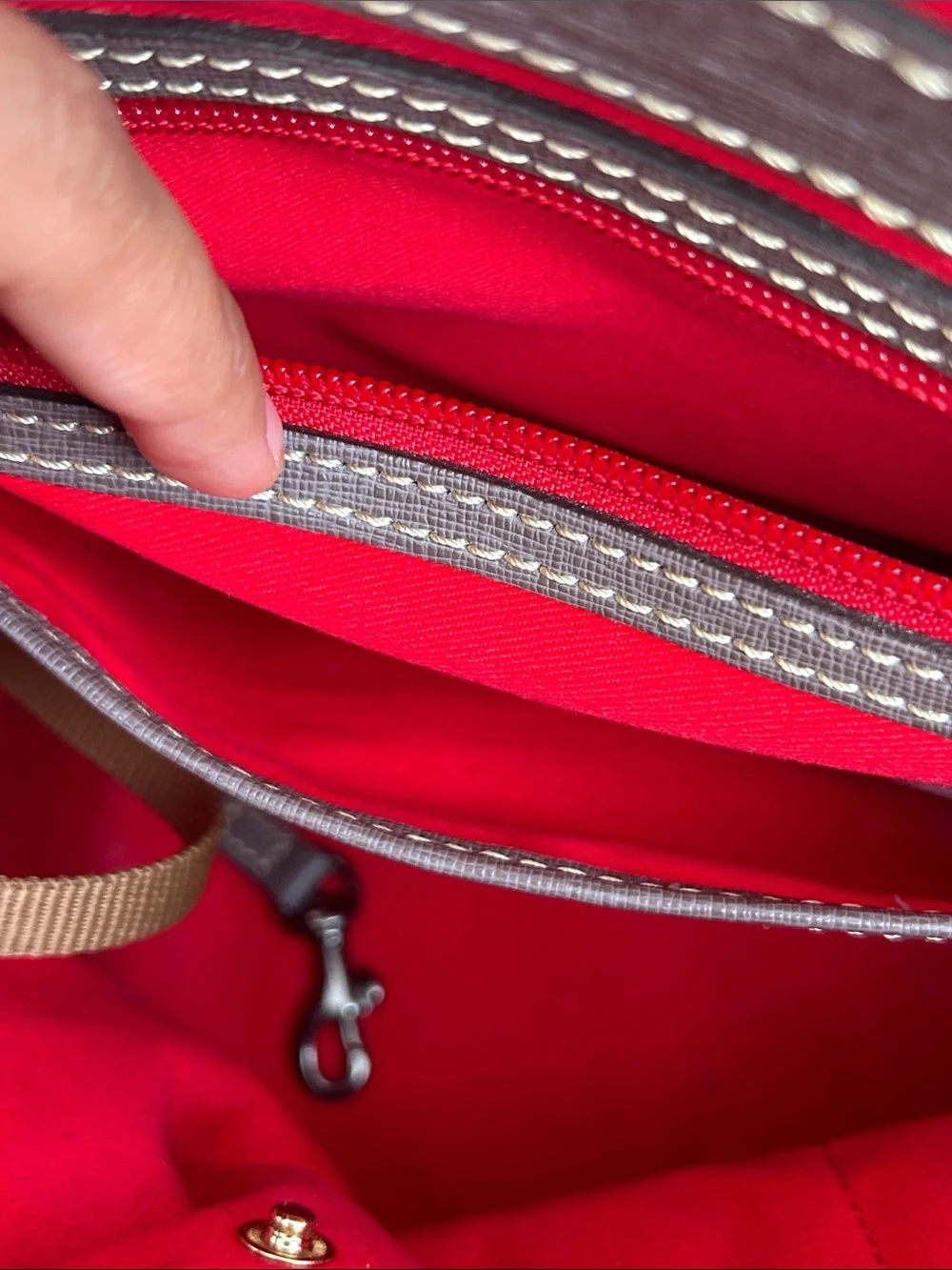 Dooney & Bourke structured leather